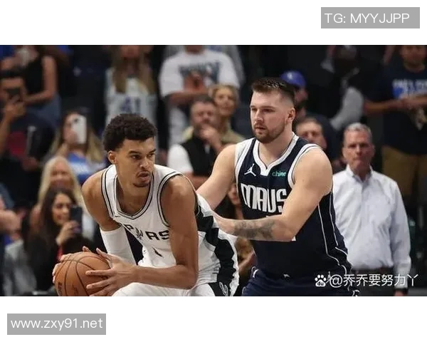 确认可交易!记者曝安东尼·戴维斯三大潜在下家,独行侠四将被摆上交易货架